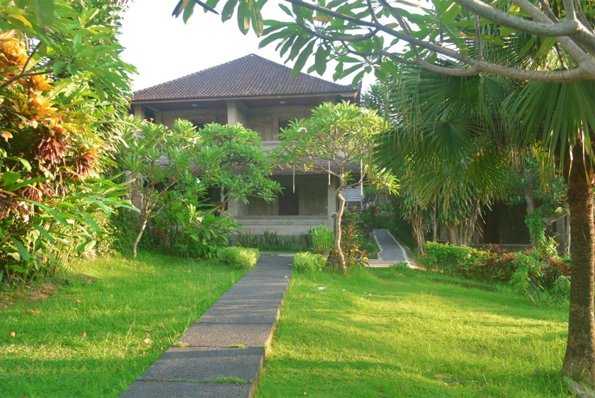 Hotel Puri Padi Ubud Exterior foto